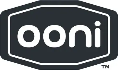 Ooni logo, black and white hexagon design.